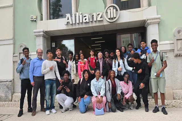 Literacia: Conhecer a Allianz